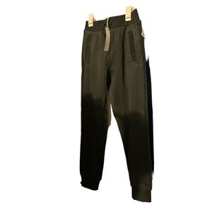 COMFORTABLE JOES JOGGERS SLIM FIT COLOR GREY WITH TAGS.
